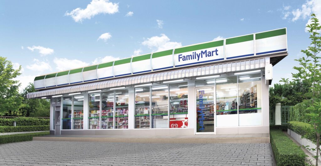 Familymart_3-1024x532